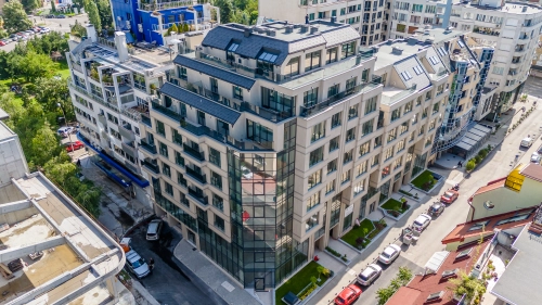 Нов тристаен апартамент с гледки към Витоша в модерна сграда до Южен парк